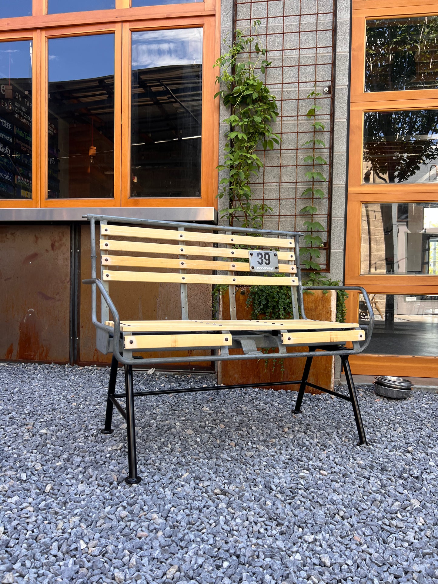 Snowbird Wilbere Lift Chair
